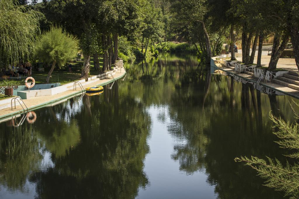 Отель Camping Oleiros Олейруш Экстерьер фото